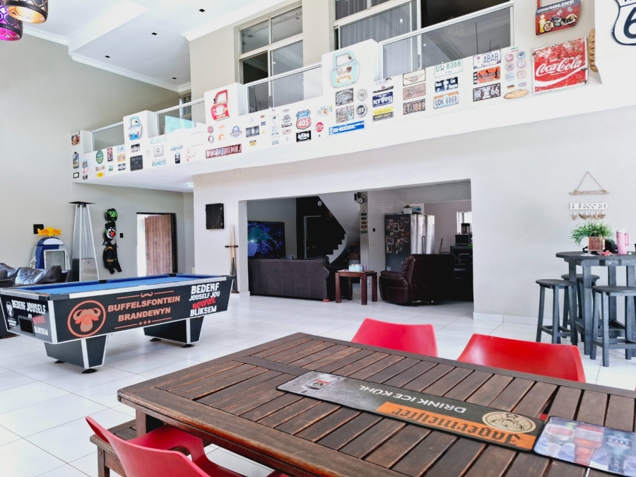 5 Bedroom Property for Sale in Rayton Free State